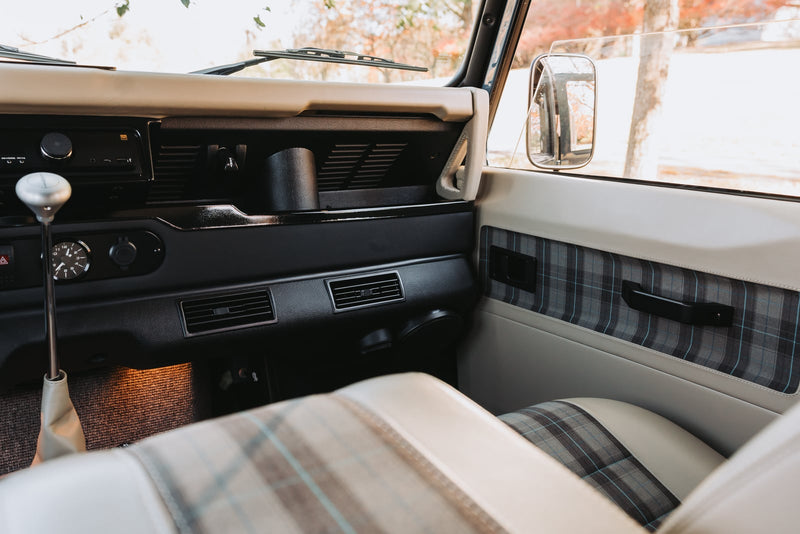 Land Rover Defender Interior Jewelry Kit - D110 - Black, fitted on a Land Rover Defender 110